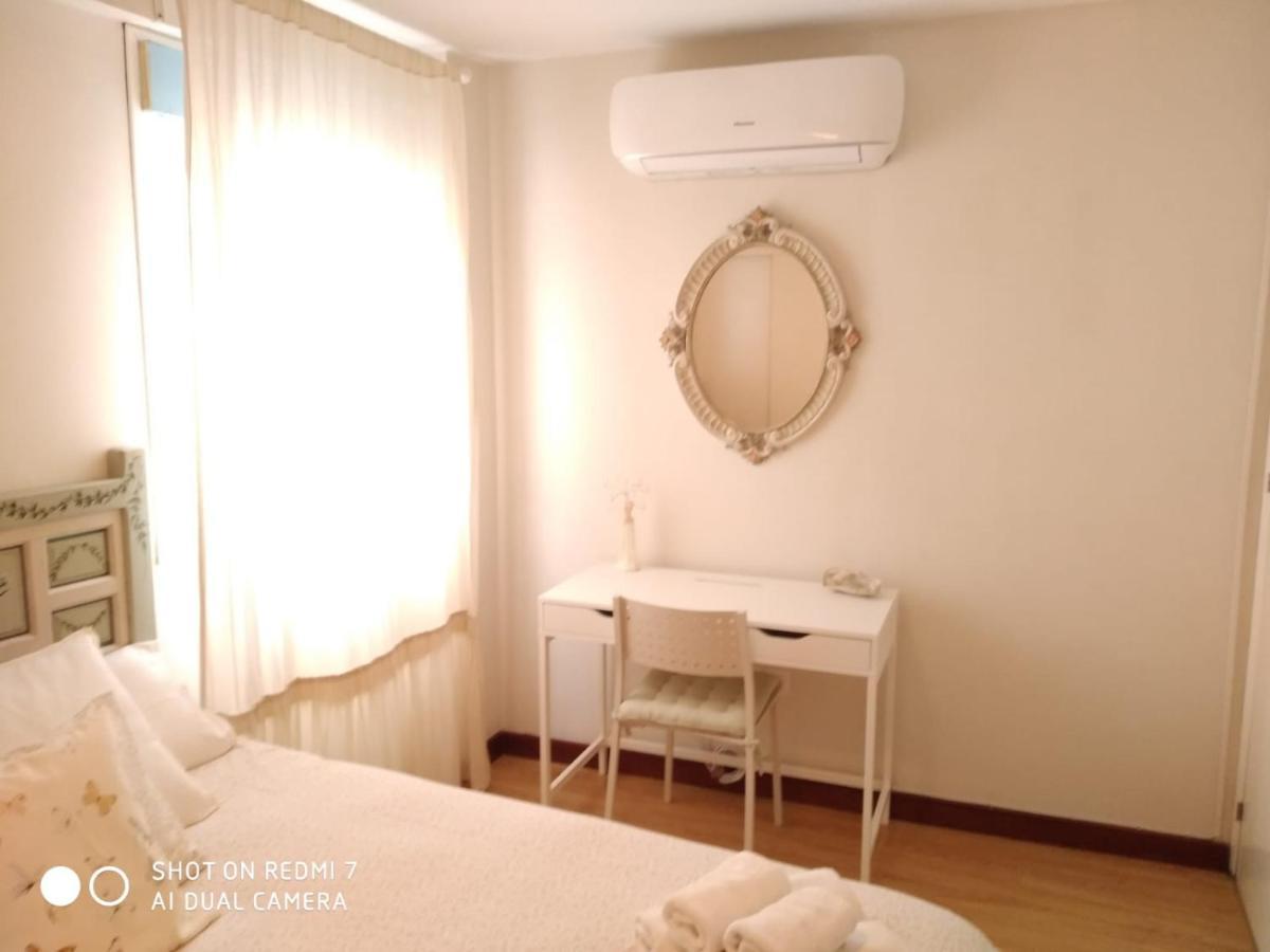 Apartamento Con Vistas Al Rio Guadalquivir En Triana, Sevilla Exterior photo