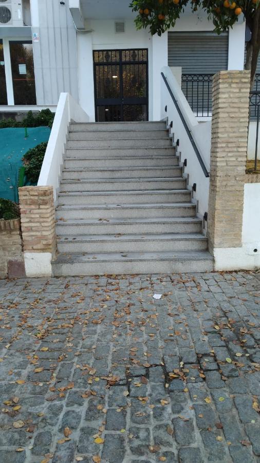 Apartamento Con Vistas Al Rio Guadalquivir En Triana, Sevilla Exterior photo